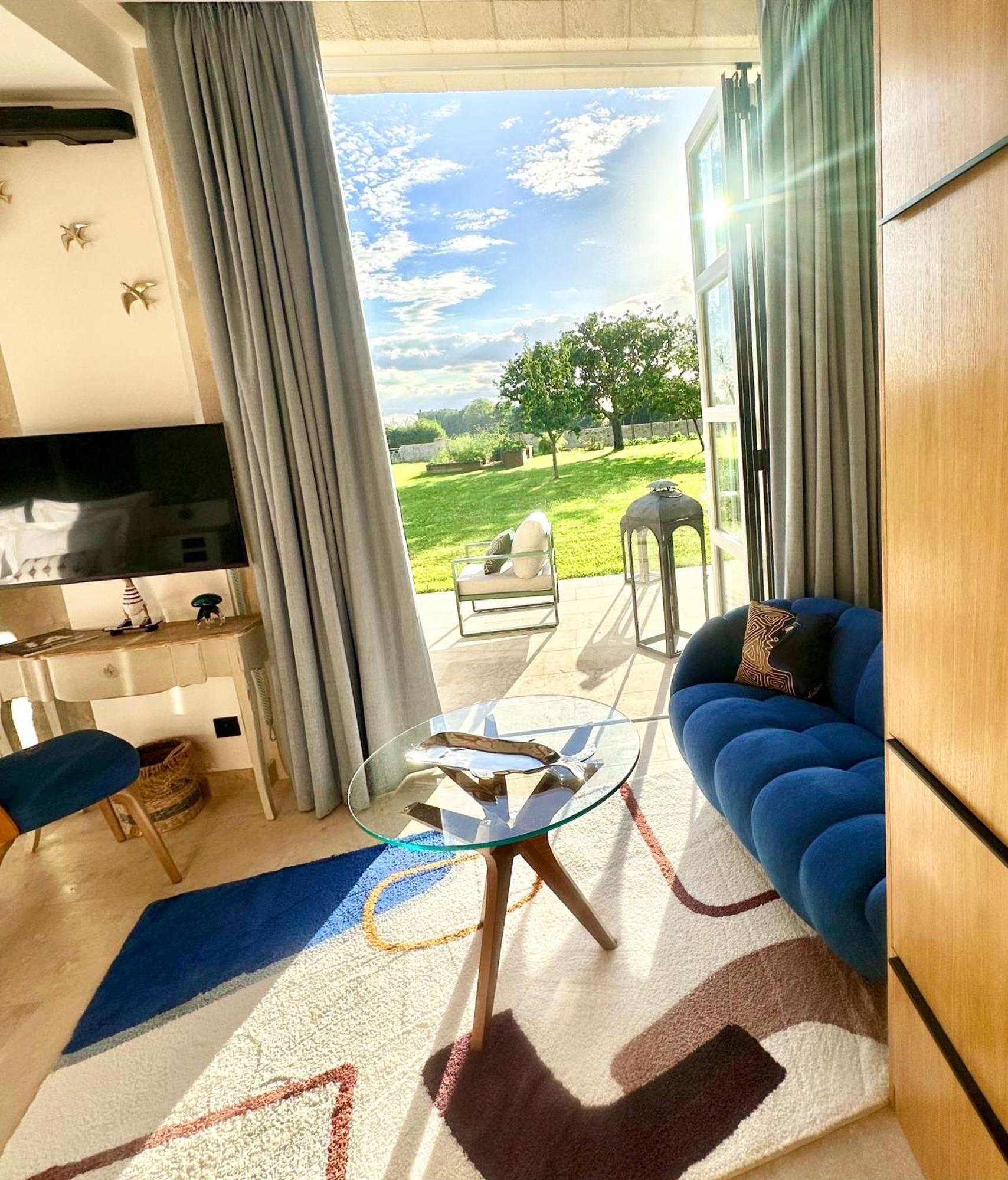 Chateau De Lafont Suites Saint-Vivien  Εξωτερικό φωτογραφία