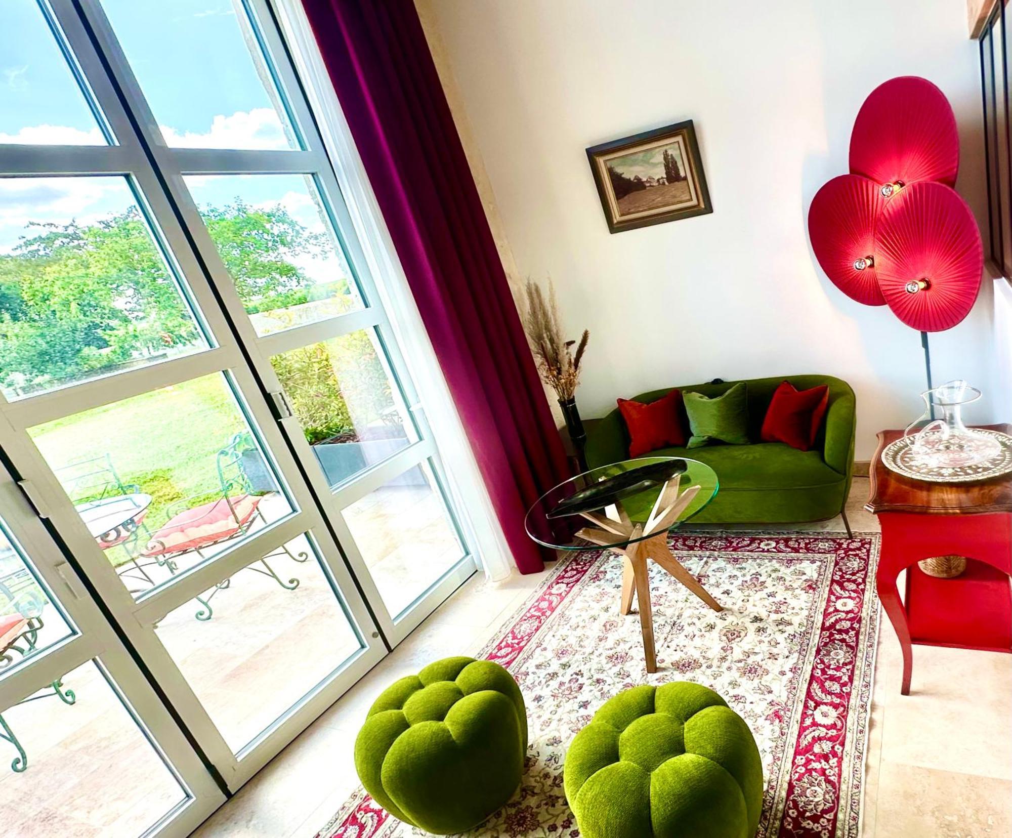 Chateau De Lafont Suites Saint-Vivien  Εξωτερικό φωτογραφία
